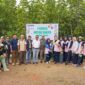 Dalam rangka memperingati Hari Menanam Pohon Indonesia, PT PLN Batam serta PLN Group seluruh Indonesia secara serentak melaksanakan kegiatan penanaman pohon. Foto: PLN Batam