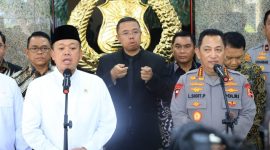 Kapolri Jenderal Listyo Sigit Prabowo menerima kunjungan dari Menteri Agraria dan Tata Ruang/Badan Pertanahan Nasional (ATR/BPN) Nusron Wahid. Foto: Polri
