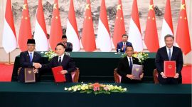 Presiden Prabowo Subianto bersama Presiden RRT, Xi Jinping, menyaksikan penandatanganan sejumlah kesepakatan kerja sama antara Indonesia dan Tiongkok di Great Hall of the People, Beijing, RRT, pada Sabtu, 9 November 2024. Foto: BPMI Setpres/Muchlis Jr

