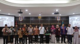 Kejahatan perdagangan orang menjadi persoalan serius di Indonesia. Untuk itu, Komnas HAM berkolaborasi dengan Yayasan Integritas Justitia Madani Indonesia (IJMI) menyelenggarakan kegiatan Diskusi Publik: “Mendorong Penyusunan Road Map Pencegahan dan Penanganan TPPO Berbasis HAM” di Kantor Komnas HAM Menteng, Jakarta. Foto: Dok Komnas HAM
