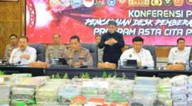 Kapolri Jenderal Listyo Sigit Prabowo dalam konferensi pers. Foto: Humas Polri 