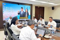 Gubernur Ansar Ahmad, Senin (9/12/2024), bertemu Wakil Menteri PUPR RI Diana Kusumastuti, membahas sejumlah proyek lanjutan menggunakan dana APBN di Kepulauan Riau. Foto: Diskominfo Kepri 