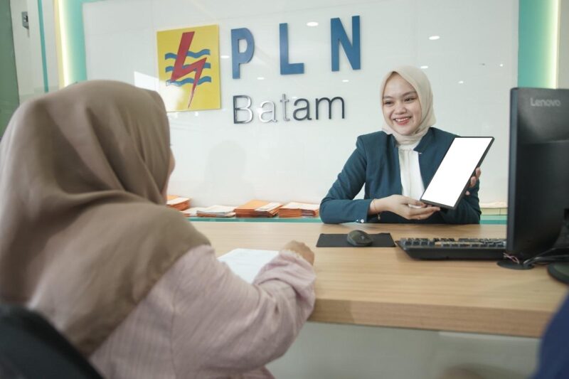 PT PLN Batam berkomitmen untuk terus berupaya memberi pelayanan terbaik bagi pelanggan. Foto: INIKEPRI.COM