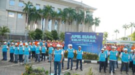 Menjelang perayaan hari raya Natal 2024 dan pergantian tahun ke 2025, PT PLN (Persero) memastikan kesiapan layanan kelistrikan secara menyeluruh. Kesiapan ini ditegaskan dalam Apel Siaga Kelistrikan Natal 2024 dan Tahun Baru 2025 (Nataru) di Kantor Pusat PLN, Senin (16/12). Foto: INIKEPRI.COM