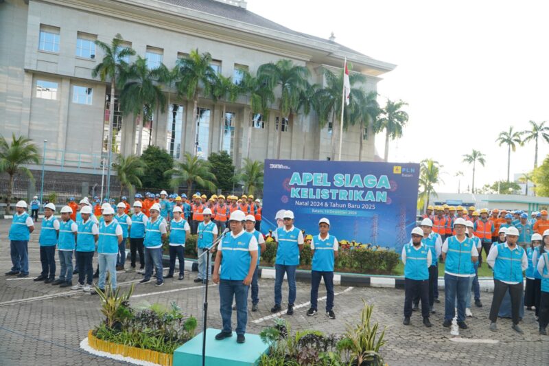 Menjelang perayaan hari raya Natal 2024 dan pergantian tahun ke 2025, PT PLN (Persero) memastikan kesiapan layanan kelistrikan secara menyeluruh. Kesiapan ini ditegaskan dalam Apel Siaga Kelistrikan Natal 2024 dan Tahun Baru 2025 (Nataru) di Kantor Pusat PLN, Senin (16/12). Foto: INIKEPRI.COM