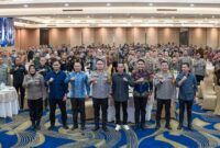 Wakil Wali Kota Batam Amsakar Achmad saat menghadiri penyerahan penghargaan Lomba Satkamling Polresta Barelang Award 2024 di Hotel AP Premier, Batuampar, Kamis (20/12/2024) malam. Foto: INIKEPRI.COM