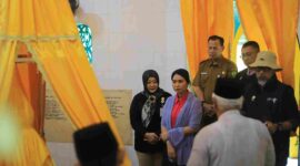 Wakil Menteri Pariwisata (Wamenpar), Ni Luh Puspa, saat melakukan kunjungan kerja ke pulau Penyengat. Foto: Diskominfo Tanjungpinang 