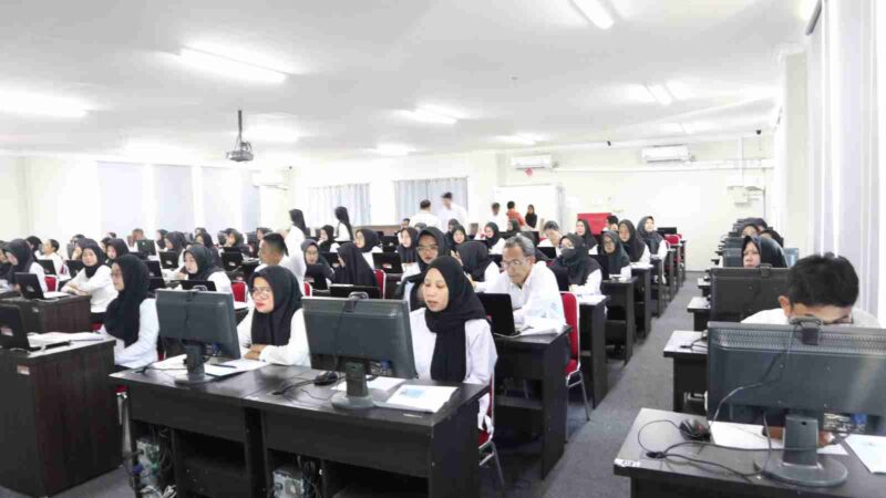 Pelaksanaan seleksi PPPK Pemko Tanjungpinang di ruang CAT Kantor BKPSD Pemko Tanjungpinang. Foto: Diskominfo Tanjungpinang