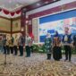Pengukuhan Kepengurusan Forum Komunikasi Industri Jasa Keuangan (FKIJK) Provinsi Kepulauan Riau periode 2024-2027 serta Tim Percepatan Akses Keuangan Daerah (TPAKD) Kota Batam, Kabupaten Bintan, dan Kabupaten Natuna. Foto: Diskominfo Kepri 