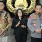 Kapolri Jenderal Polisi Listyo Sigit Prabowo menerima kunjungan Kepala Badan Pengawasan Obat dan Makanan (BPOM) Taruna Ikrar di Rupatama Mabes Polri, Jakarta Selatan. Foto: dok. Humas Polri.