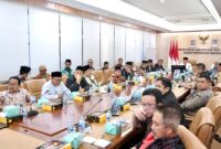 Kementerian Agraria dan Tata Ruang/Badan Pertanahan Nasional (ATR/BPN) menggelar Rapat Koordinasi (Rakor) dalam rangka percepatan pendaftaran tanah wakaf di seluruh Indonesia. Rakor kali ini menekankan terkait sinkronisasi data wakaf dari beberapa pemangku kepentingan mulai dari lembaga terkait hingga organisasi keagamaan Islam./Foto Istimewa/Humas Kementerian ATR/BPN