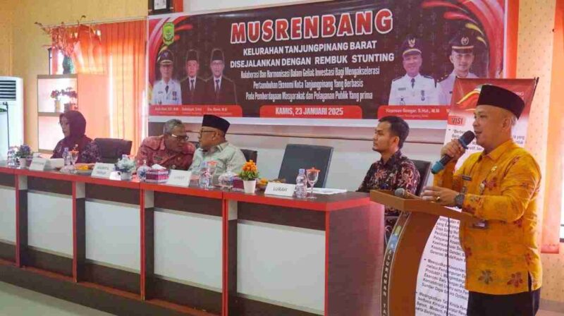 Musyawarah Perencanaan Pembangunan (Musrenbang) tingkat Kelurahan Tanjungpinang Barat tahun 2025 berlangsung di aula lantai 2 Kantor Kelurahan Tanjungpinang Barat, Kamis (23/01/2025). Foto: Diskominfo Tanjungpinang