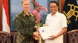 Kementerian Hukum (Kemenkum) RI masih melengkapi dokumen pengajuan ekstradisi buronan kasus korupsi proyek pengadaan kartu tanda penduduk elektronik (KTP-el), Paulus Tannos alias Thian Po Tjhin, dari Singapura. Foto: Kemenkum RI