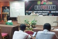 Pemerintah Kota (Pemko) Tanjungpinang melalui Dinas Kepemudaan dan Olahraga (Dispora) Kota Tanjungpinang menyelenggarakan kegiatan Uji Publik Peraturan Daerah (Perda) tentang Penyelenggaraan Keolahragaan Kota Tanjungpinang Tahun 2025, yang dihadiri perwakilan dari sejumlah perangkat daerah terkait, KONI, sejumlah organisasi dan insan olahraga, bertempat di Hotel Pelangi, Jum'at (17/1/2025). Foto: Diskominfo Tanjungpinang 