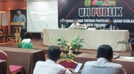 Pemerintah Kota (Pemko) Tanjungpinang melalui Dinas Kepemudaan dan Olahraga (Dispora) Kota Tanjungpinang menyelenggarakan kegiatan Uji Publik Peraturan Daerah (Perda) tentang Penyelenggaraan Keolahragaan Kota Tanjungpinang Tahun 2025, yang dihadiri perwakilan dari sejumlah perangkat daerah terkait, KONI, sejumlah organisasi dan insan olahraga, bertempat di Hotel Pelangi, Jum'at (17/1/2025). Foto: Diskominfo Tanjungpinang 