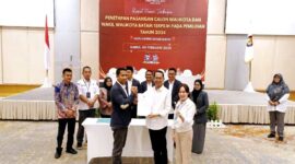 Komisi Pemilihan Umum (KPU) Kota Batam resmi menetapkan pasangan Amsakar Achmad dan Li Claudia Chandra sebagai Wali Kota dan Wakil Wali Kota Batam terpilih untuk periode 2024-2029. Penetapan ini diumumkan dalam Rapat Pleno Terbuka yang digelar di Hotel Harris Batam Centre pada Kamis (6/2) pukul 13.30 WIB. Foto: INIKEPRI.COM