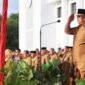 Wakil Gubernur Kepri, Nyanyang Haris Pratamura, memimpin apel pagi perdana di lingkungan Pemerintah Provinsi Kepulauan Riau (Pemprov Kepri), di Lapangan Upacara Kantor Gubernur Kepulauan Riau, Tanjungpinang. Foto: INIKEPRI.COM/Diskominfo Kepri 