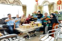 Perayaan Imlek di rumah tokoh Tionghoa Sedanau. Foto: Istimewa 