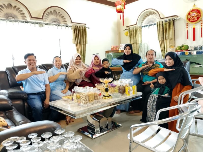 Perayaan Imlek di rumah tokoh Tionghoa Sedanau. Foto: Istimewa 