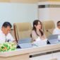 Plh. Wali Kota Batam sekaligus Wakil Wali Kota Batam, Li Claudia Chandra, melanjutkan silaturahmi dan perkenalan dengan seluruh camat dari 12 kecamatan se-Kota Batam serta para Kepala Bagian di lingkungan Pemerintah Kota Batam, di Kantor Wali Kota Batam, Rabu (26/2/2025). Foto: INIKEPRI.COM/Media Center Batam 
