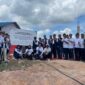 Dalam upaya menghadirkan energi listrik dan air bersih berkelanjutan, PT PLN Batam sebagai Anak Perusahaan dari PT PLN (Persero) tergabung dalam 23 BUMN yang bersinergi dengan Universitas Jenderal Soedirman untuk membangun sistem Reverse Osmosis (RO) air laut  dan Pembangkit Listrik Tenaga Surya (PLTS) di Pondok Pesantren Darussalam Al-Gontory, Batam. Foto: INIKEPRI.COM
