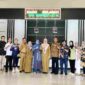 Pemerintah Kota (Pemko) Tanjungpinang menerima kunjungan kerja Pemerintah Kabupaten (Pemkab) Bandung dalam rangka menjajaki wawasan dan pengetahuan terkait program kerja unggulan Kota Tanjungpinang, di Ruang Rapat Lt.2, Kantor Wali Kota Tanjungpinang, Selasa (18/2/2025). Foto: INIKEPRI.COM/Diskominfo Tanjungpinang 