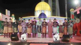 Kecamatan Tanjungpinang Barat gelar Pembukaan Musabaqah Tilawatil Qur’an dan Hadist (MTQH) XIX Tahun 2025 di halaman Masjid Al Azhar, Kelurahan Kampung Baru, Kamis (20/02/2025) malam. Foto: INIKEPRI.COM