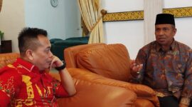 Kepala Kemenag Lingga sedang membahas persiapan MTQ. Foto: INIKEPRI.COM
