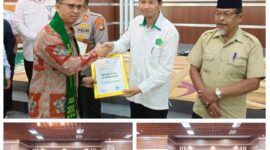 Badan Amil Zakat Nasional (Baznas) Kabupaten Karimun kembali menyalurkan zakat maal kepada para mustahik dalam sebuah acara yang digelar di Masjid Agung Karimun pada Selasa (25/3/2025). Foto: INIKEPRI.COM