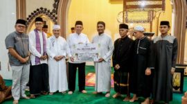 Gubernur Kepri Ansar Ahmad safari Ramadan di Masjid Jami Al Muflihun, Kelurahan Sei Jang, Tanjungpinang. Foto: INIKEPRI.COM