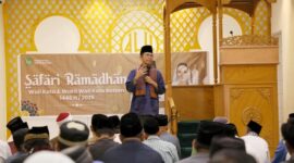 Wali Kota Batam Amsakar Achmad  safari Ramadan di Masjid Namirah, Cahaya Garden RW 16, Kelurahan Sadai. Foto: INIKEPRI.COM/Media Center Batam 