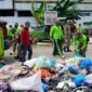pembersihan tempat pembuangan sampah liar. Foto: INIKEPRI.COM
