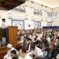 Wali Kota Batam, Amsakar Achmad bersama Unsur Forkopimda dan ribuan umat Islam di Kota Batam melaksanakan Salat Idul Fitri 1446 H di Masjid Agung Raja Hamidah, Senin, (31/3/2025). Foto: INIKEPRI.COM/Media Center Batam 