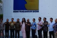 Badan Pengusahaan Batam (BP Batam) diwakili oleh Kepala Biro Humas, Promosi, dan Protokol, Ariastuty Sirait menerima kunjungan Duta Besar Republik Indonesia untuk Singapura, Suryo Pratomo pada Jum’at (28/2/2025) di Marketing Centre. Foto: INIKEPRI.COM/BP Batam