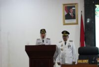 Bupati Natuna, Cen Sui Lan, menyampaikan pidato pertamanya setelah resmi dilantik bersama Wakil Bupati, Jarmin, untuk periode 2025-2030. Foto: INIKEPRI.COM