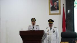 Bupati Natuna, Cen Sui Lan, menyampaikan pidato pertamanya setelah resmi dilantik bersama Wakil Bupati, Jarmin, untuk periode 2025-2030. Foto: INIKEPRI.COM