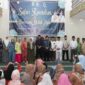 Ketua TP-PKK Kota Batam Erlita Sari Amsakar dalam kegiatan Pembinaan Akhlak Mulia yang berlangsung di Masjid Al Muhajirin, RT 07 RW 02, Kelurahan Batu Merah, pada Jumat (7/3/2025). Foto: INIKEPRI.COM