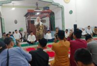 Bupati Natuna, Cen Sui Lan, kembali melaksanakan kegiatan Safari Ramadhan 1446 Hijriyah. Kali ini, Safari di laksanakan di Masjid Ma'arif Batu Bayan, Desa Cemaga Tengah, Kecamatan Bunguran Selatan, pada Sabtu (08/03/2025) malam. Foto: INIKEPRI.COM