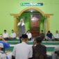 Bupati Natuna Cen Sui Lan saat safari Ramadan di Kecamatan Batubi. Foto: INIKEPRI.COM