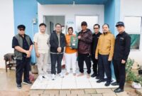 Anggota Bidang Investasi dan Pengusahaan (Deputi IV) BP Batam, Fary Djemy Francis berkesempatan untuk meninjau langsung progres pembangunan rumah baru untuk warga terdampak pengembangan Kawasan Rempang Eco-City yang berlokasi di Tanjung Banon, Kamis (20/3/2025). Foto; INIKEPRI.COM/BP Batam