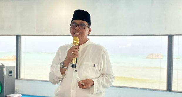 Wakil Bupati Natuna, Jarmin hadir pada buka puasa yang diselenggarakan Ikatan Keluarga Bunguran Barat (IKBB) pada Sabtu, 22 Maret 2025. Foto: INIKEPRI.COM/NatunaKab