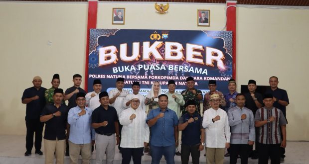 Buka bersama Kapolres Natuna, AKBP Novyan Aries Efendie, di Mapolres Natuna, Kamis (27/3/2025). Foto: INIKEPRI.COM