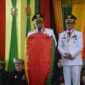 Lis Darmansyah dan Raja Ariza prosesi adat Melayu, tepuk tepung tawar, di gedung Lembaga Adat Melayu (LAM) Kota Tanjungpinang, Sabtu (1/3/2025). Foto; INIKEPRI.COM/Diskominfo Tanjungpinang 