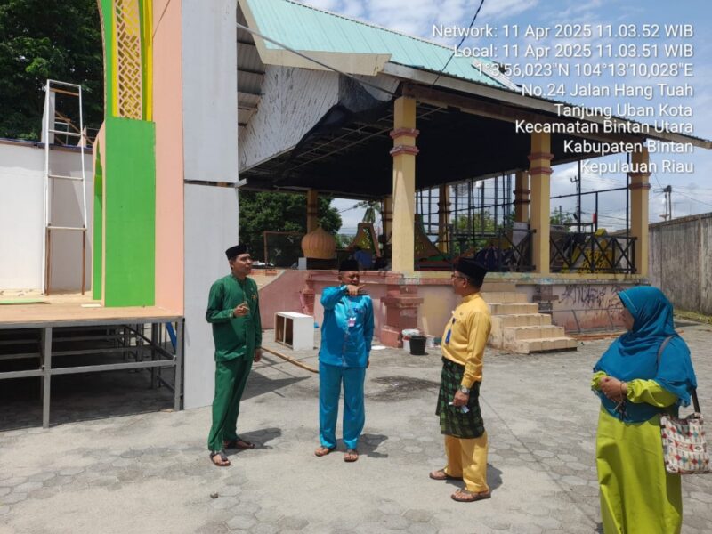 Kepala Kantor Kementerian Agama Kabupaten Bintan, H. Abu Sufyan mengikuti pertemuan yang membahas sukses penyelenggaraan Musabaqah Tilawatil Quran dan Hadist (MTQH) XIV tingkat Kabupaten Bintan tahun 2025. Foto: INIKEPRI.COM