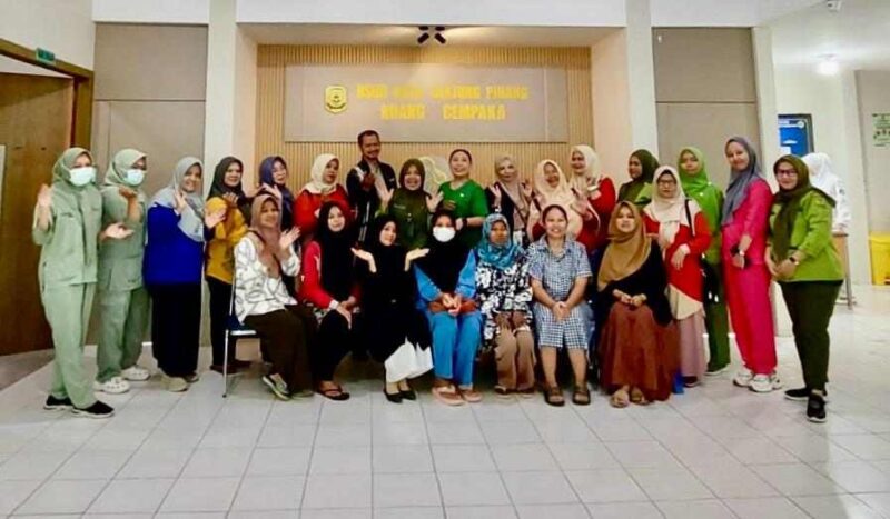 Dinas Kesehatan Pengendalian Penduduk dan Keluarga Berencana (Dinkes PPKB) Kota Tanjungpinang menyelenggarakan program KB gratis bagi masyarakat. Foto: INIKEPRI.COM/Diskominfo Tanjungpinang