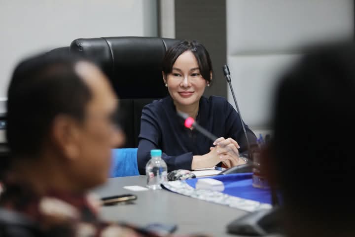 Wakil Wali Kota Batam, Li Claudia Chandra, menerima audiensi Panitia Perayaan Paskah Oikumene Kota Batam, di Kantor Wali Kota Batam, Selasa (15/4/2025). Foto; INIKEPRI.COM/Media Center Batam 