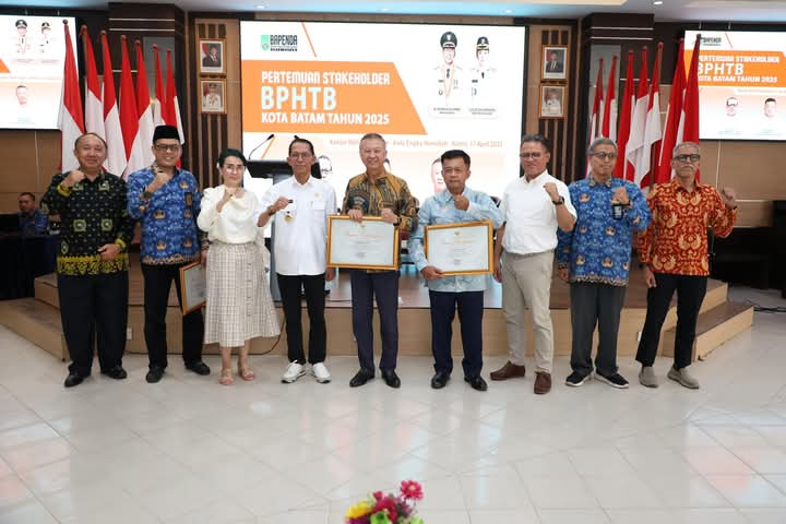 Pertemuan dengan Stakeholder BPHTB Kota Batam Tahun 2025, di Kantor Wali Kota Batam, Kamis (17/4/2025). Foto: INIKEPRI.COM/Media Center Batam 