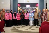 Ketua Tim Penggerak PKK Kota Batam, Erlita Amsakar, menghadiri pelantikan sekaligus pengukuhan Ikatan Wanita Sulawesi Selatan (IWSS) Kota Batam yang digelar di Ballroom Planet Holiday, Minggu (20/4/2025). Foto: INIKEPRI.COM/Media Center Batam 