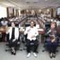 Wali Kota Batam, Amsakar Achmad membuka kegiatan Job Fit bagi Pejabat Pimpinan Tinggi (JPT) Pratama di lingkungan Pemko Batam, yang dilaksanakan di Kantor Wali Kota Batam Senin, (21/4/2025). Turut hadir Wakil Wali Kota Batam, Li Claudia Chandra. Foto: INIKEPRI.COM/Media Center Batam 