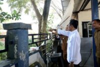 Wali Kota Batam, Amsakar Achmad melakukan peninjauan langsung ke Kantor Camat Nongsa, Selasa (22/4/2025). Foto: INIKEPRI.COM/Media Center Batam 